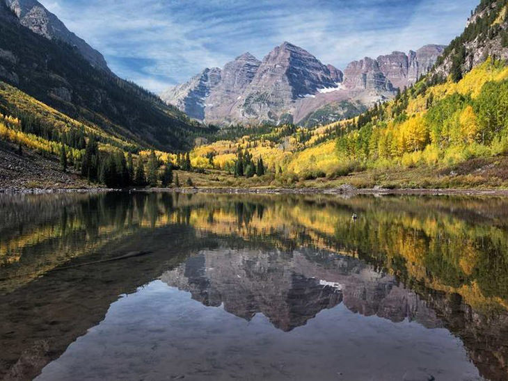 The Top 10 Most Beautiful Lakes in the USA