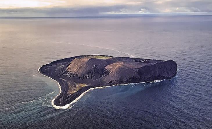 Surtsey One Of The Worlds Newest Islands 