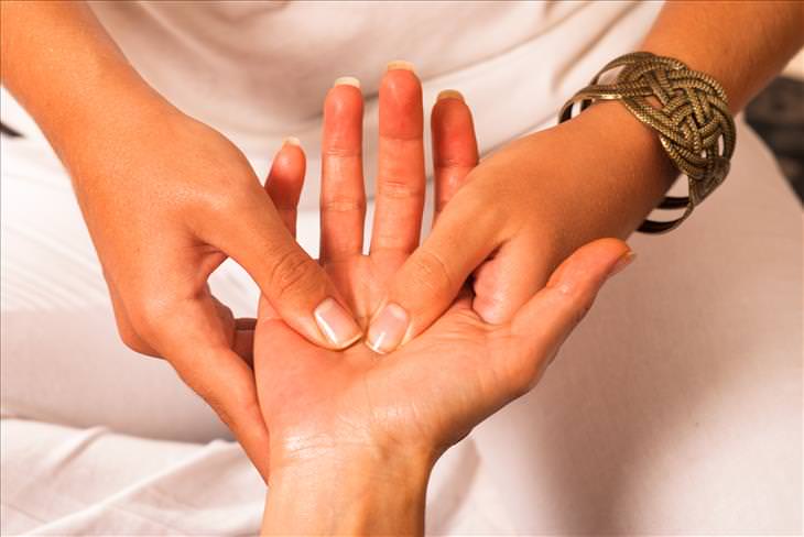 Pressure points therapy for beginners