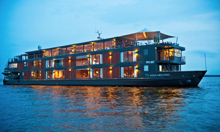 top-10-floating-hotels