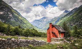 A small hut in the middle of nature