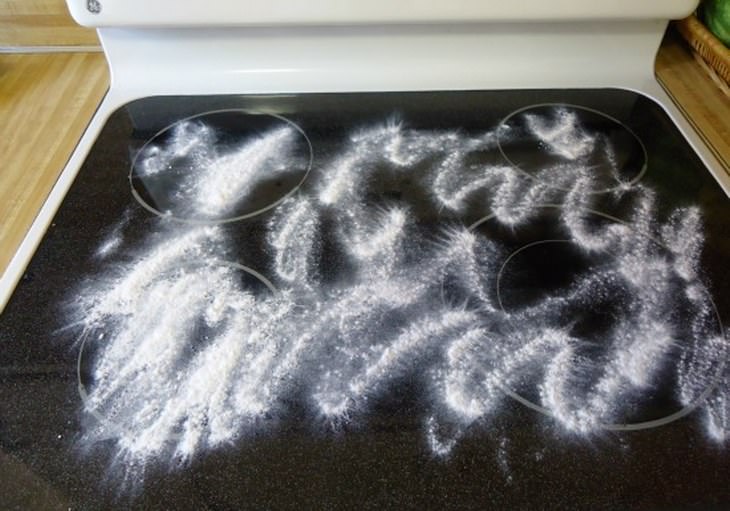 Stovetop Cleaning