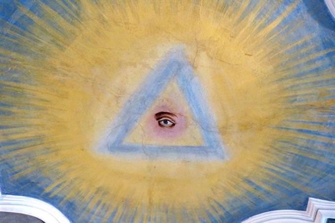 The symbol of the eye of Providence