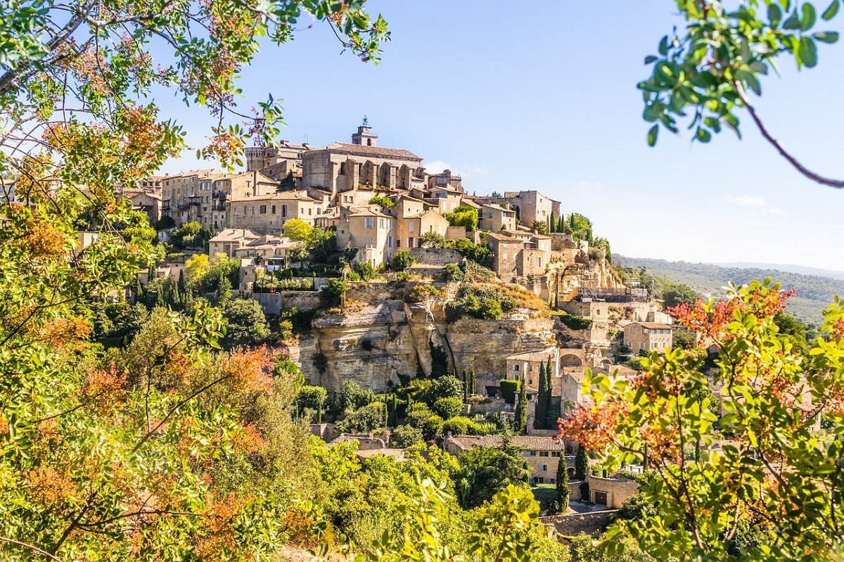 11 Places To Visit in Provence, France