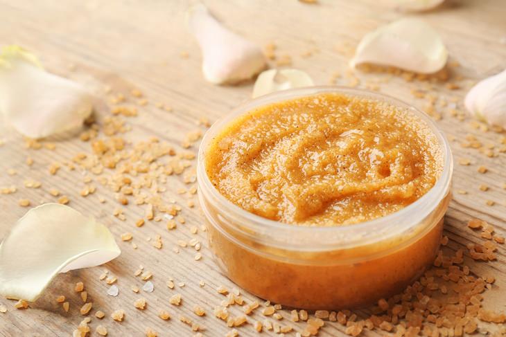 diy sugar and honey scrub