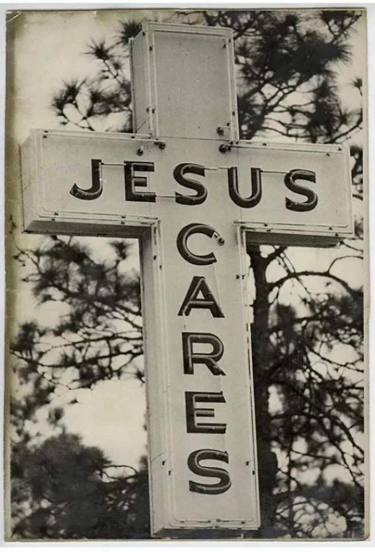 funny signs jesus scares