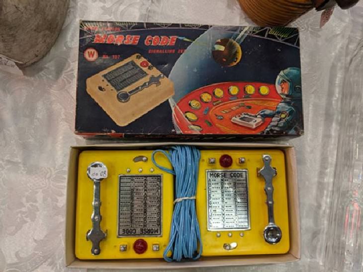 25 Silly and Fun Futuristic Inventions of the Past Morse code signaling set called the ‘Space Station’ from the 1950's 