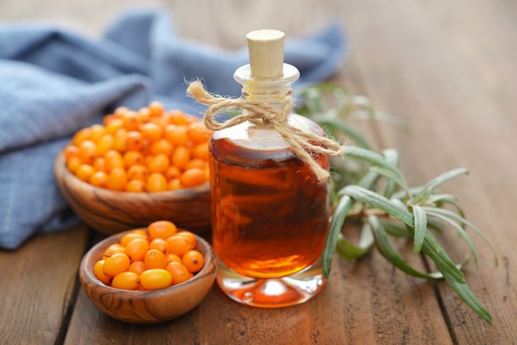 sea buckthorn health benefits sea buckthorn oil in a bottle