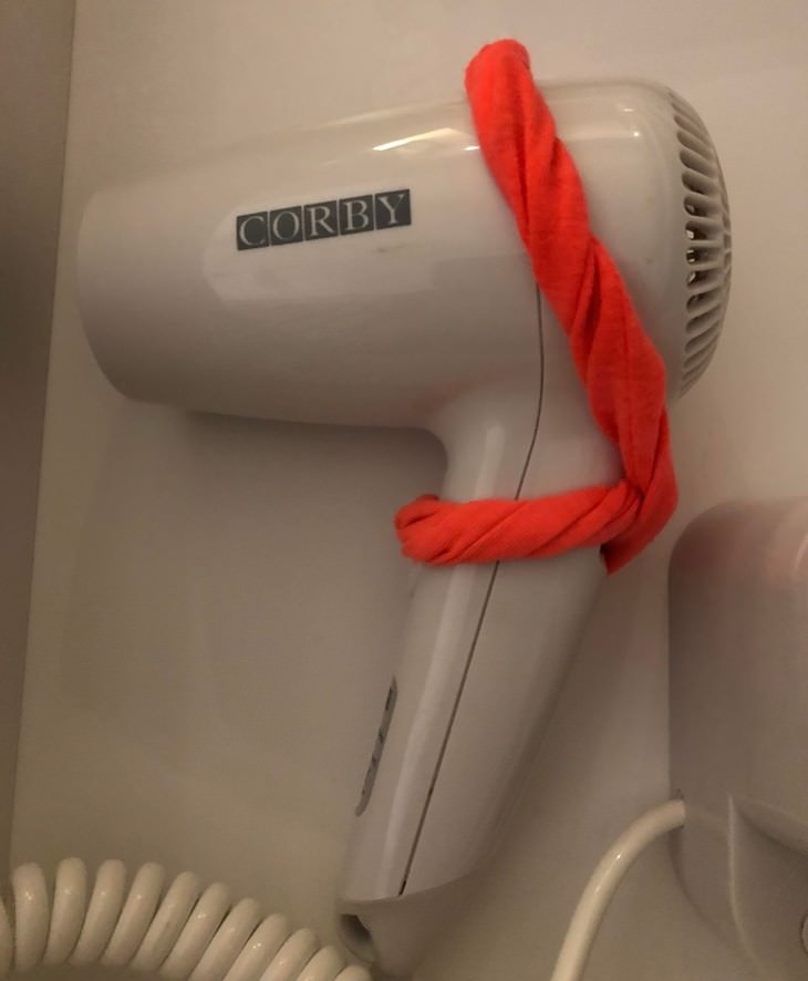 packing and hotel tricks hair dryer hack hair tie