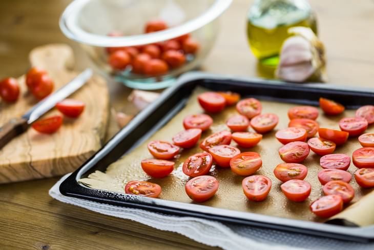 vegetables that become healthier once cooked Tomatoes