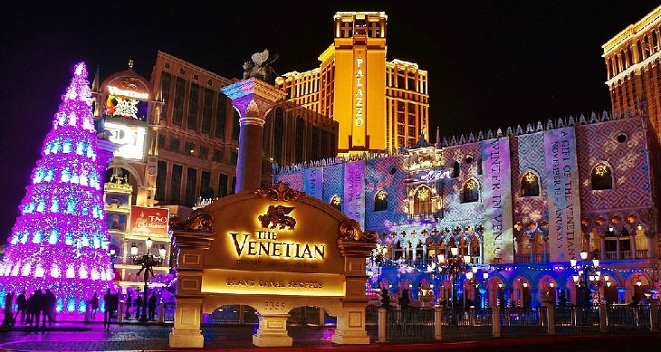 Picturesque Christmas Locations Las Vegas, Nevada, USA