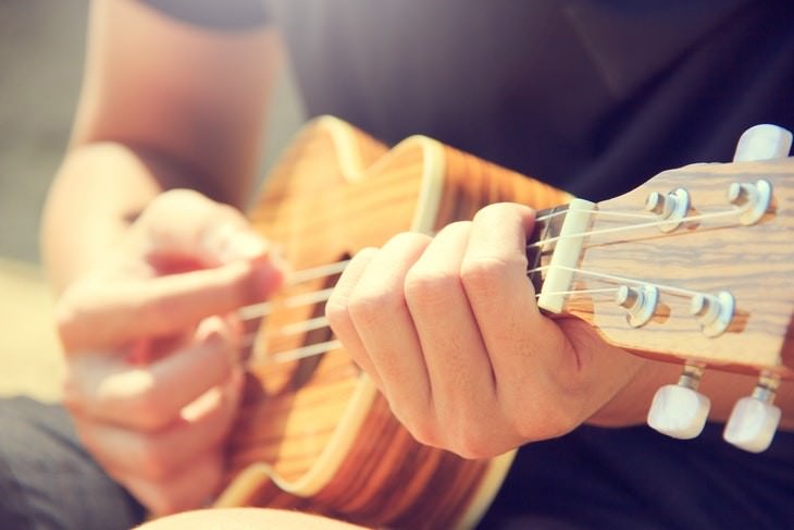 depression myths man playing the ukulele