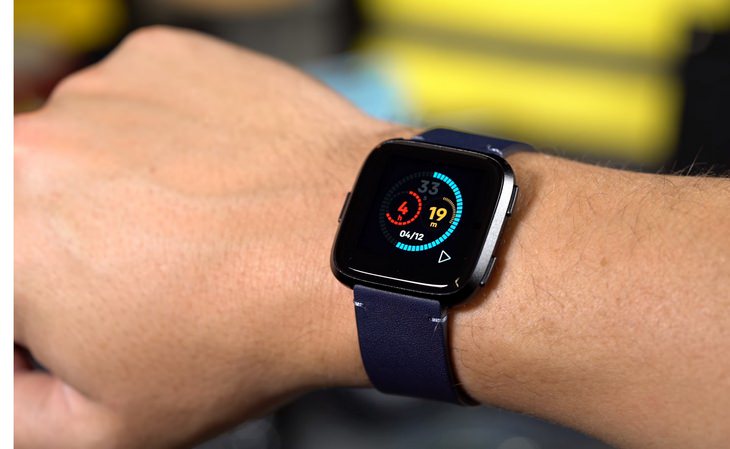 Recommended smartwatches: Fitbit Versa