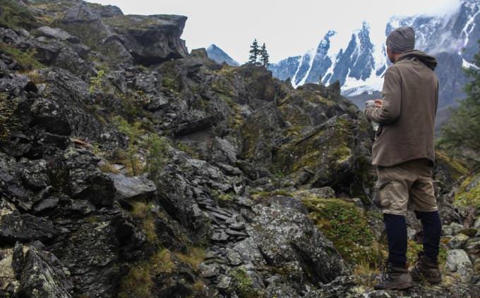 ireland quiz man on mountain trail