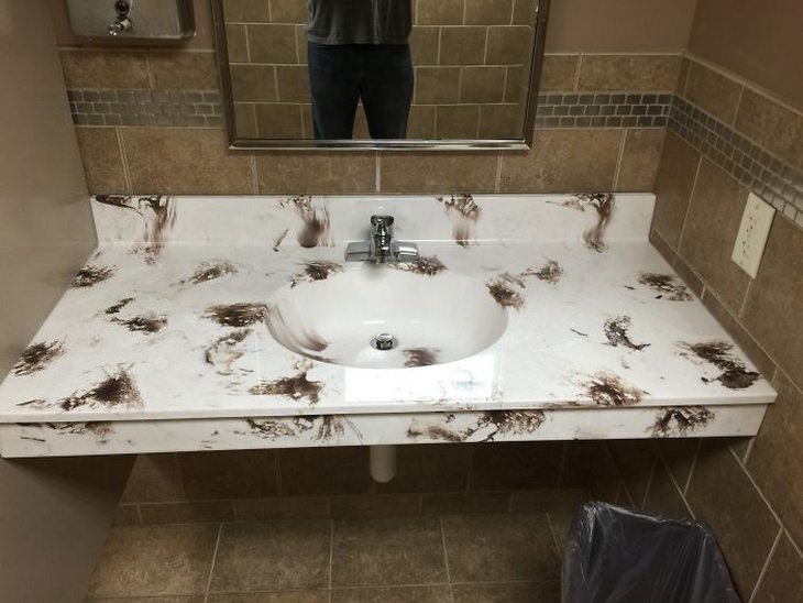 Bad bathrooms: marble