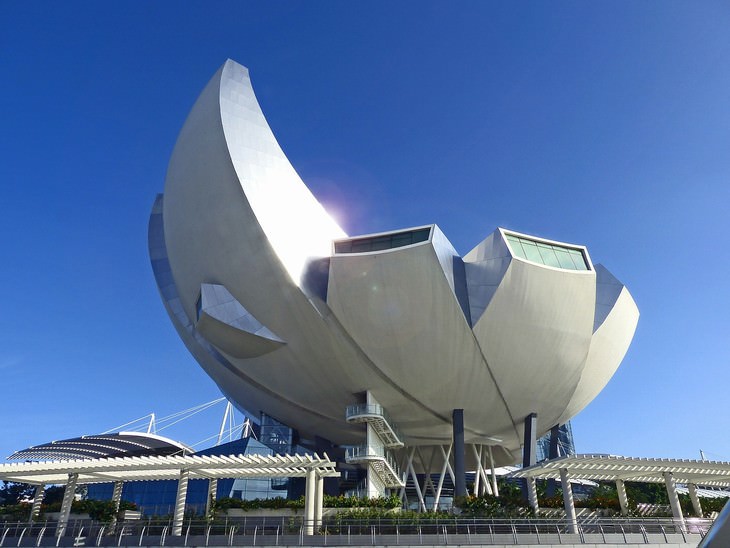 Futuristic Buildings ArtScience Museum