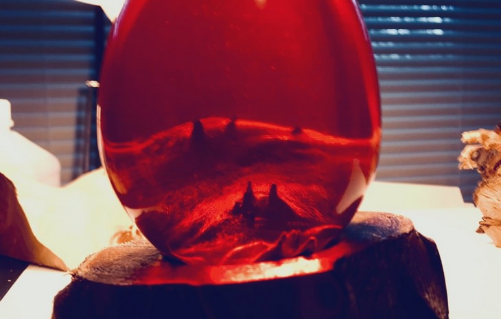 Resin sculptures: egg