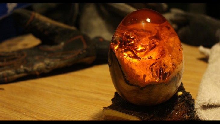 Resin sculptures: egg