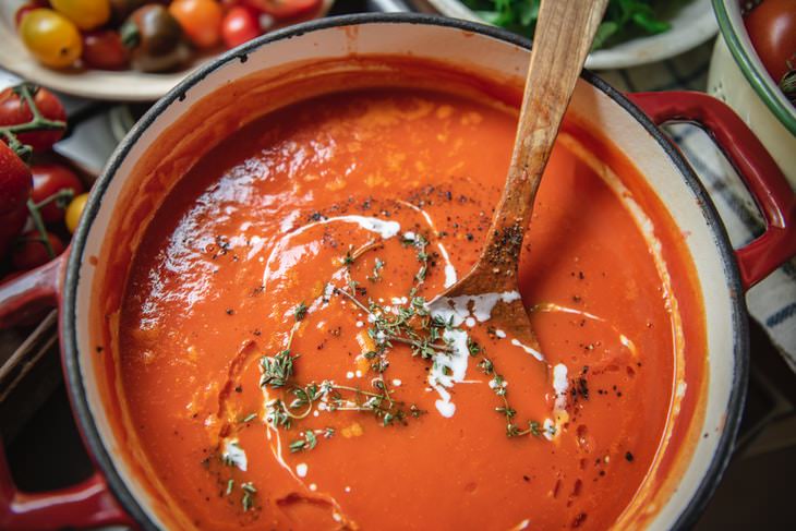 bad breath causes Tomato sauce