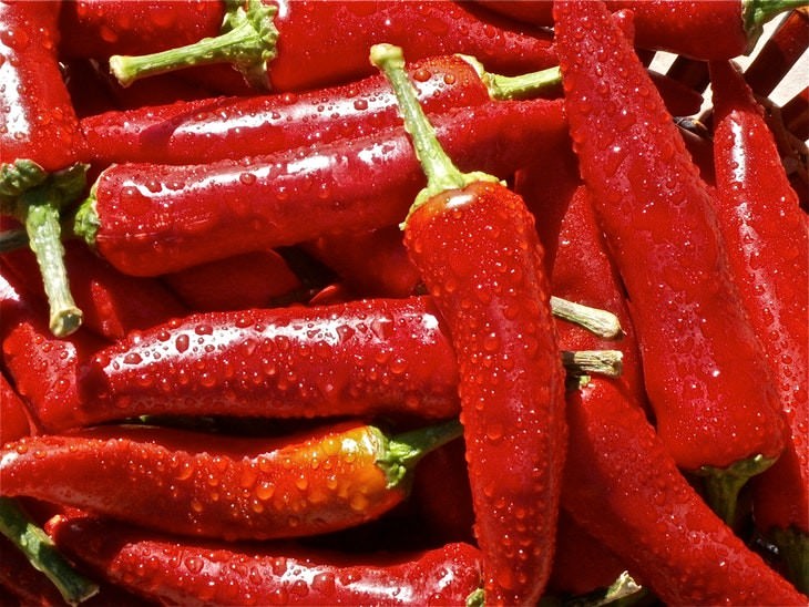 metabolism boosting foods Chili peppers