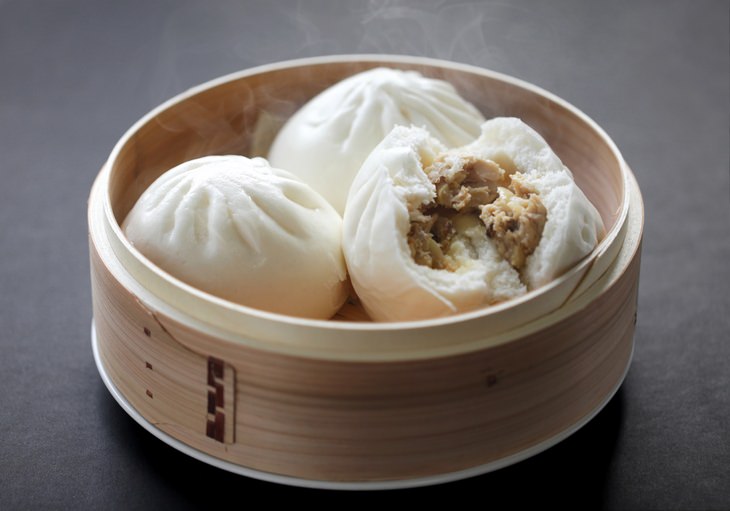 Snacks: baozi