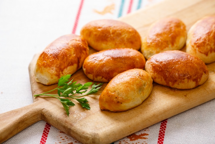 Snacks: pirozhki