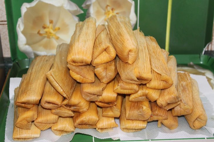 Snacks: tamales