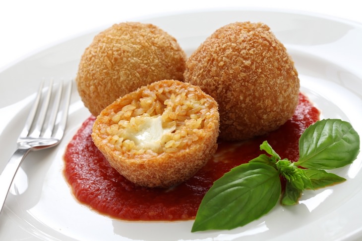 Snacks: suppli