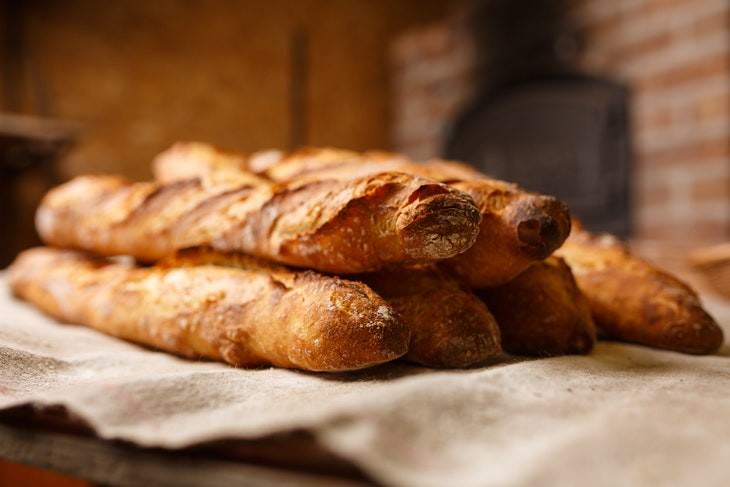 foods to try in France Baguette