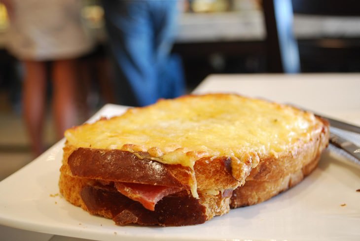 foods to try in France Croque Monsieur and Croque Madame