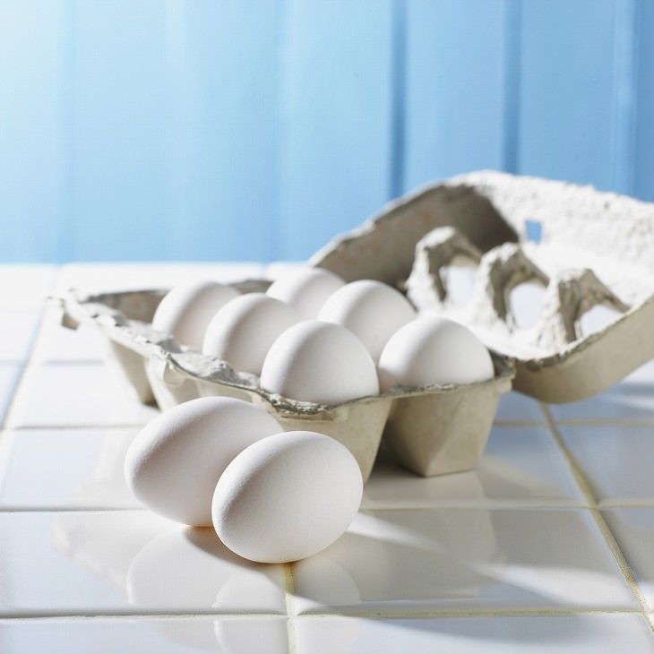 egg myths white eggs
