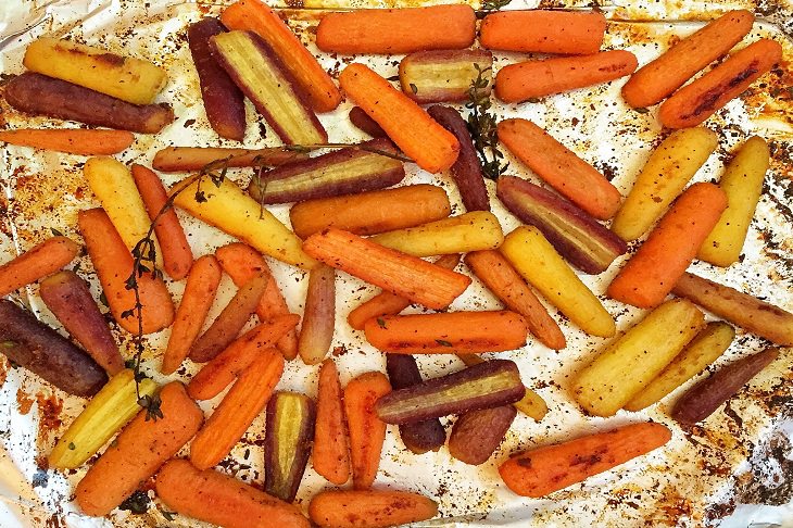 Meat substitutes: roasted carrots