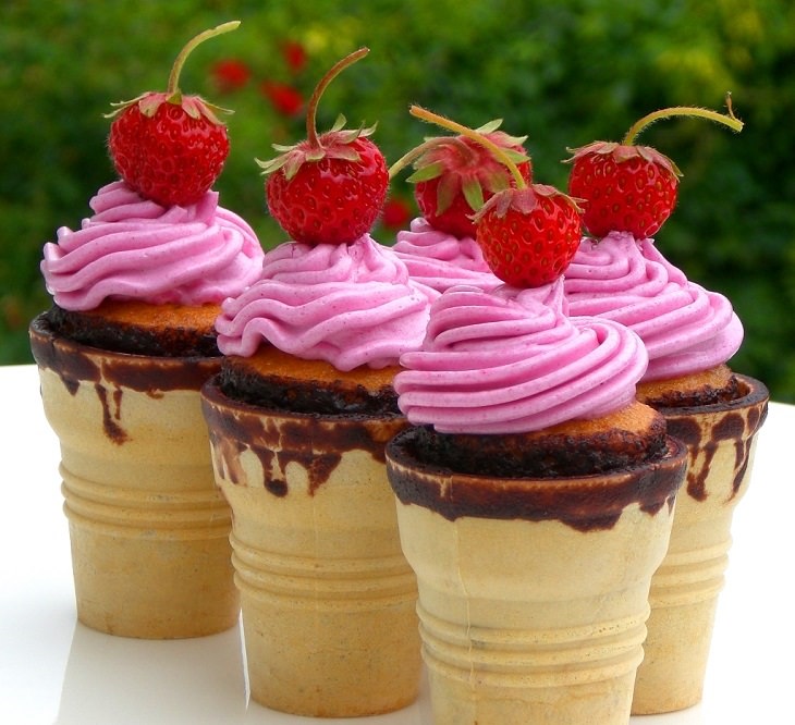 Ice Cream Cones: cupcakes