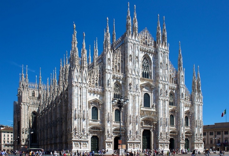 Beautiful houses of worship: Milan Cathedral