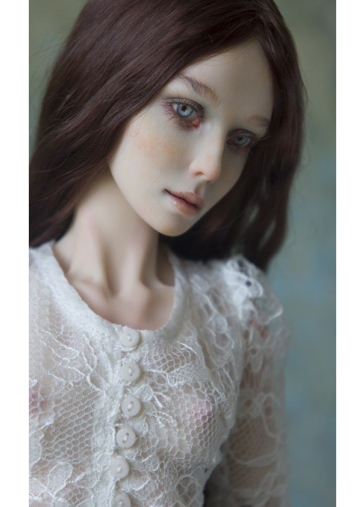 beautiful porcelain dolls