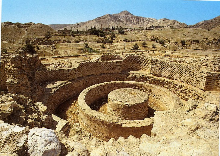 Ancient Cities: Jericho mill excavation