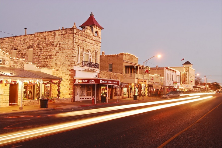 Picturesque American towns: Fredericksburg