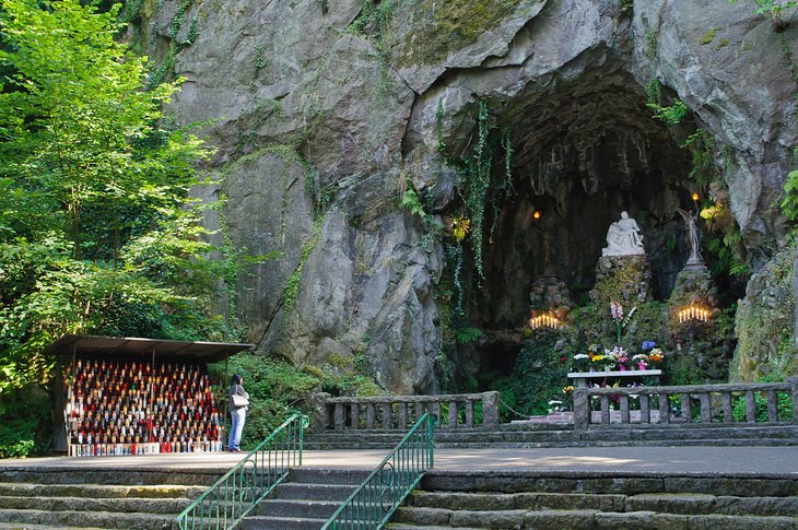 Beautiful gardens: The Grotto