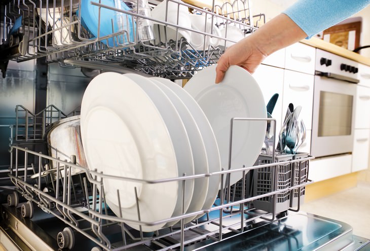 cleaning mistakes we still do Don’t use the dishwasher for everything