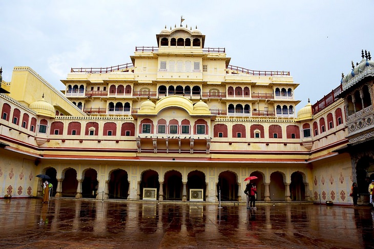 Jaipur City Palace courtyard