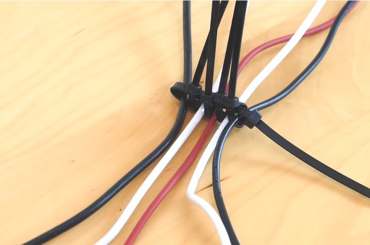 Cable organizing: zip ties