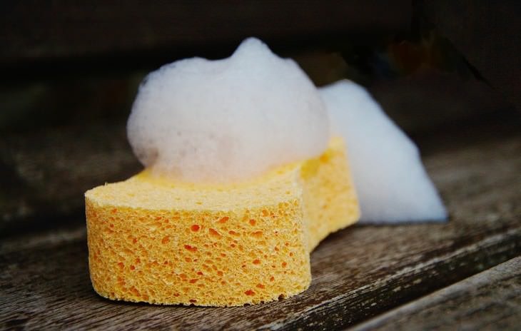 Personal Care Items that Need to Be Replaced Bath Sponges