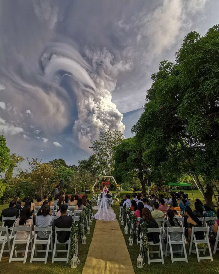 Philippines volcano taal eruption