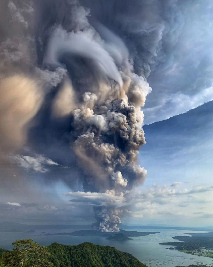 Philippines volcano taal eruption
