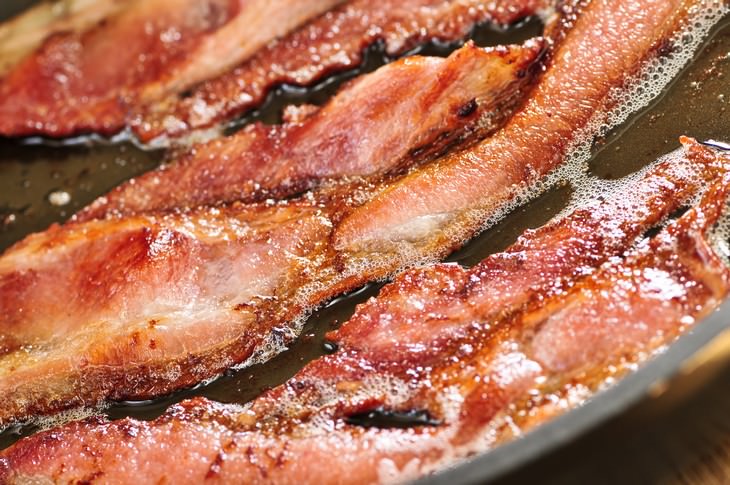 things not to dump into kitchen sink bacon frying