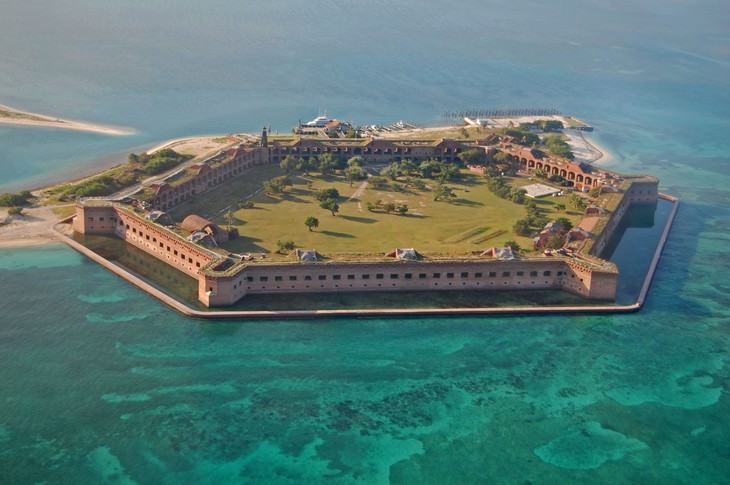 bandoned Islands and Their Histories Dry Tortugas, Key West, Florida