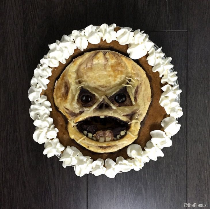Beautiful, creative and halloween-themed pie art by Jessica Clark-Bojin , skull