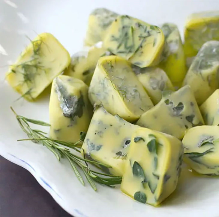 grocery tips fresh herbs in olive oil