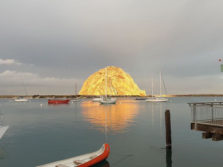 Accidental Optical Illusions, morro rock pile of gold