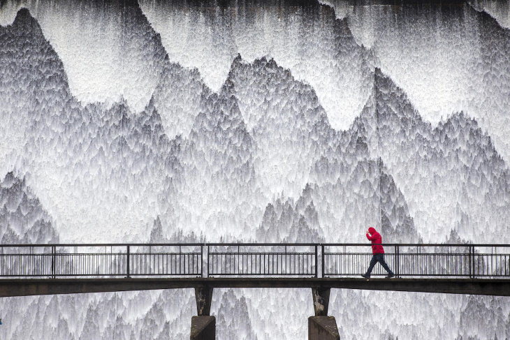 2020 Weather Photographer of the Year Finalist: “Dam Wet” by Andrew McCaren